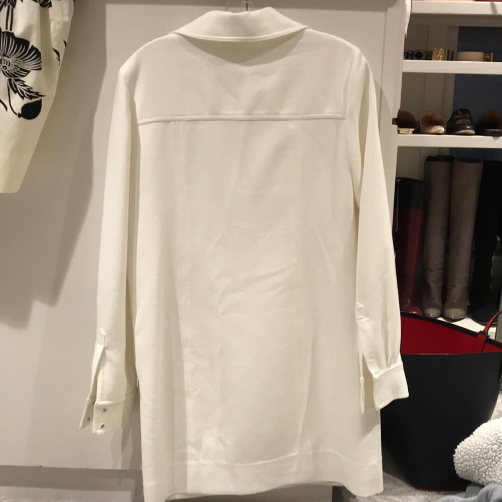 White, long sleeve,  short dress, patch pockets - Picture 2 of 5